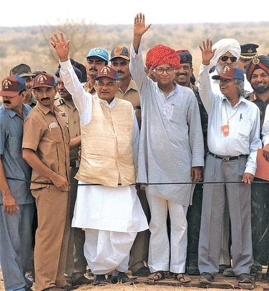 Vajpayee and Abdul Kalam at Pokhran Nuclear Test Place